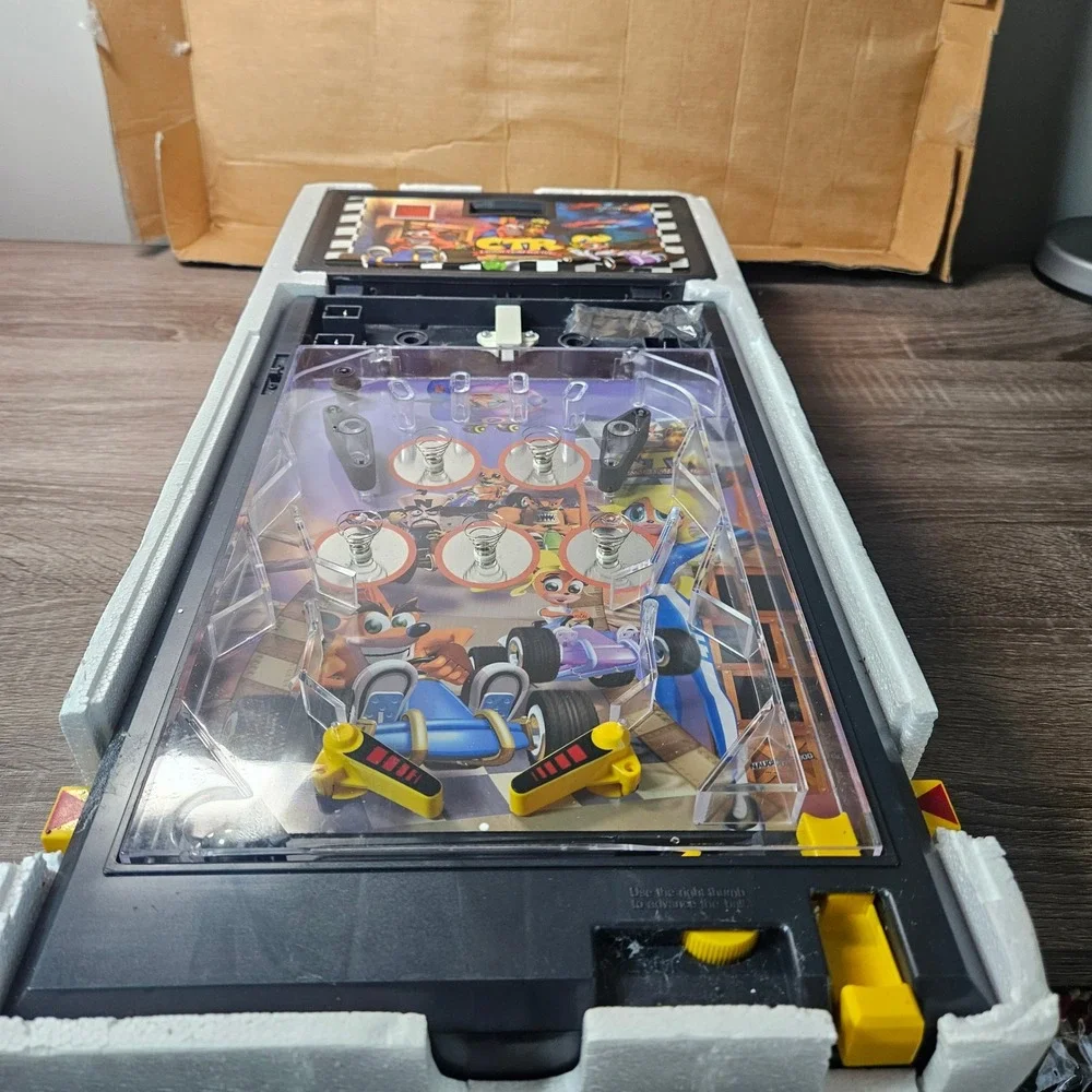 Vintage 2000 Crash Team Racing CTR Electronic LCD Pinball Game EZ-Tec KB Toys